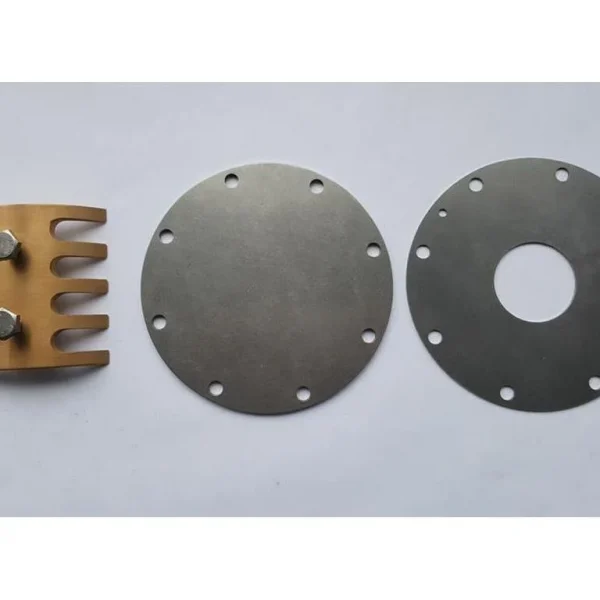 Mitsubishi Tarak Kapak Pul